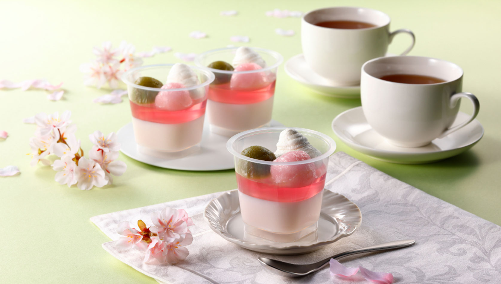 桜薫る春のお茶会